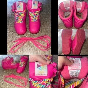Womens sneakers